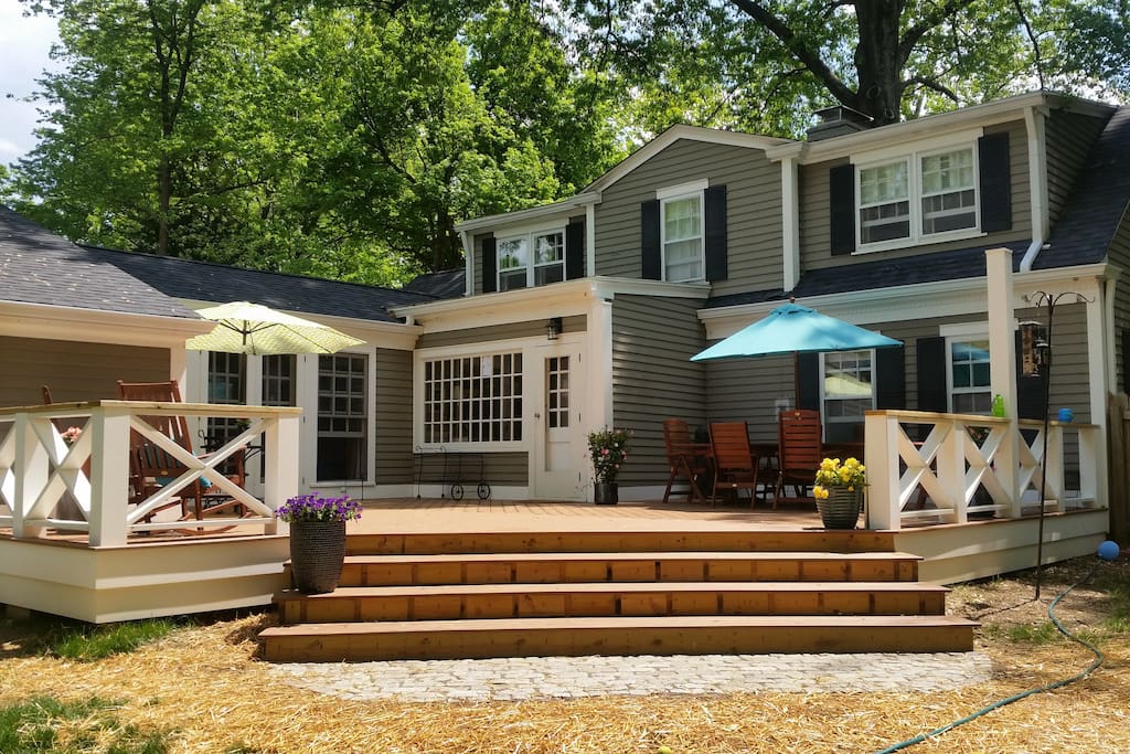 Private back deck
(Picture was taken before deck was complete. Updated picture will be uploaded once outside is de-winterized.)