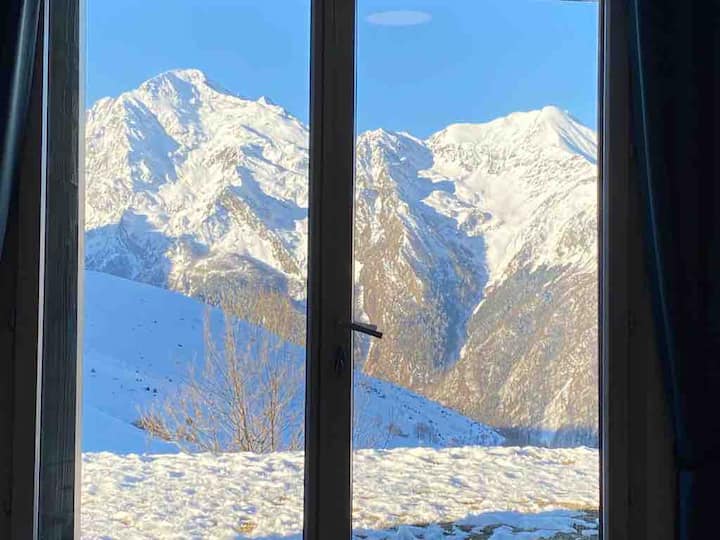 Chalet-style duplex, 3 bedrooms - ski-in/ski-out