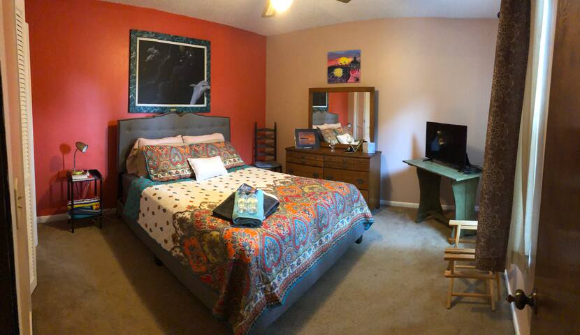 Official Funologist - Private B&B Central Location