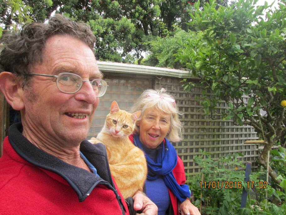Stan., "George" & Carol.