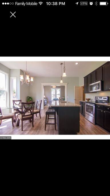 Fabulous Eat in Kitchen