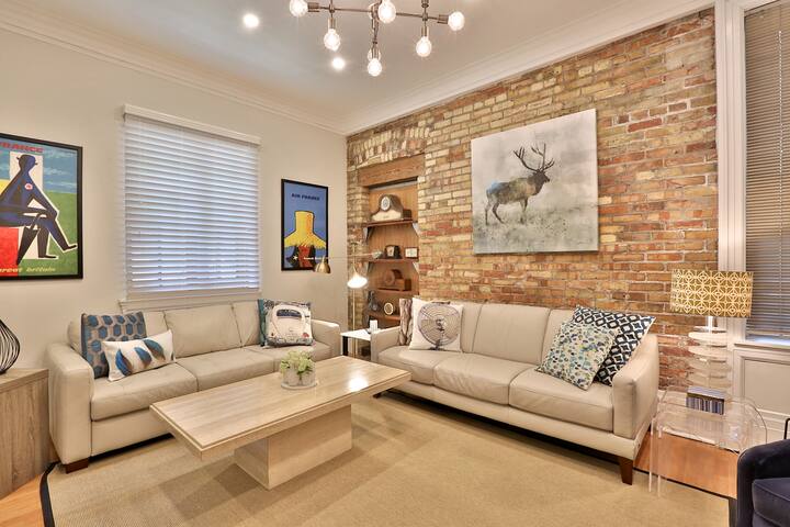 Downtown Toronto Heritage Home gallery image 3