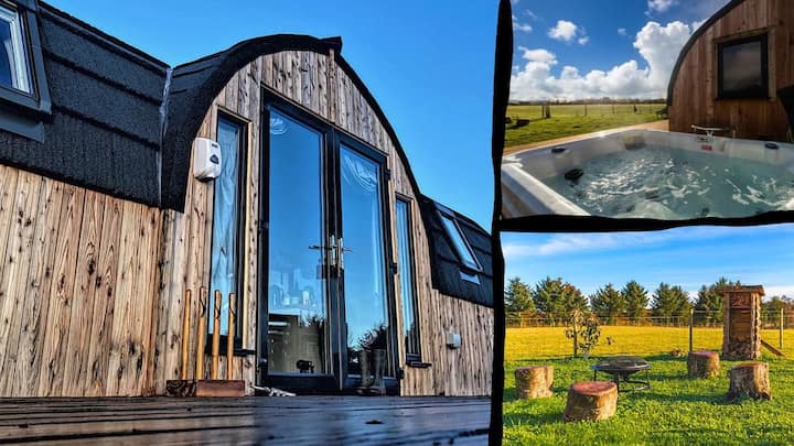 'Ericht' Enjoy Hot Tub Views Cabins at the Roost