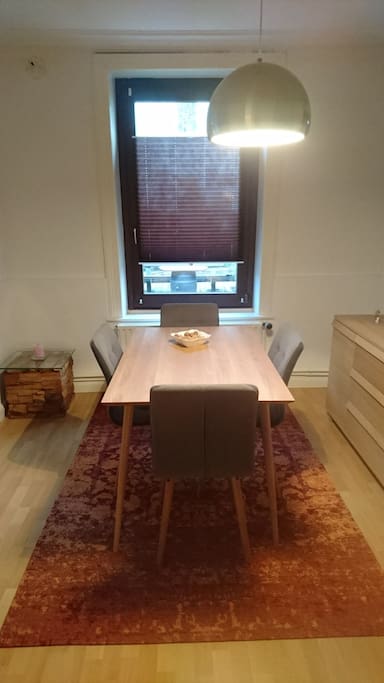 Ess-/Arbeitszimmer