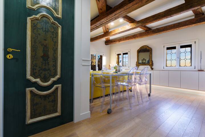 IL GIGLIO San Marco Luxury Apartment/Amazing View gallery image 5