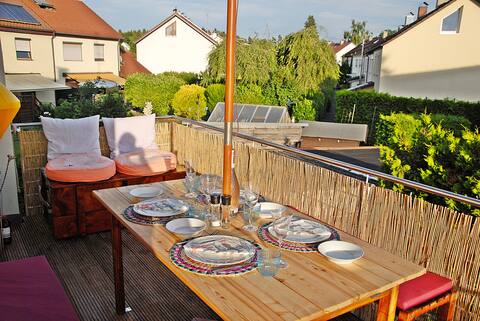 Sunny 4-room apartment near lake (for 6 people)