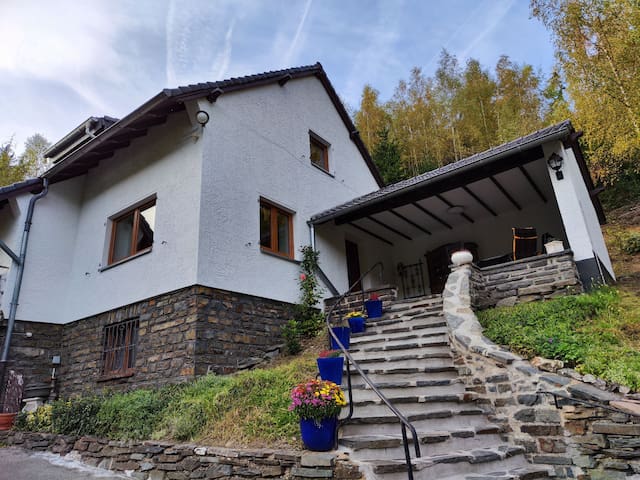 Bach & Brühl managed Airbnb listing 2