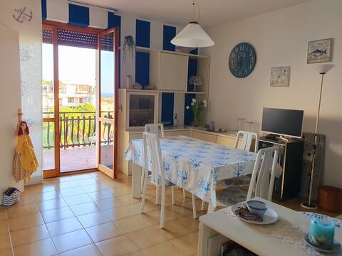 Feng Shui House: terrace and swimming pool 1 km from the sea