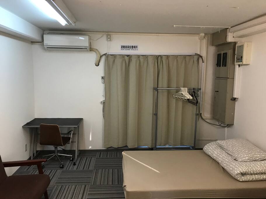 2F - Big Room (fit for 3-4 people)