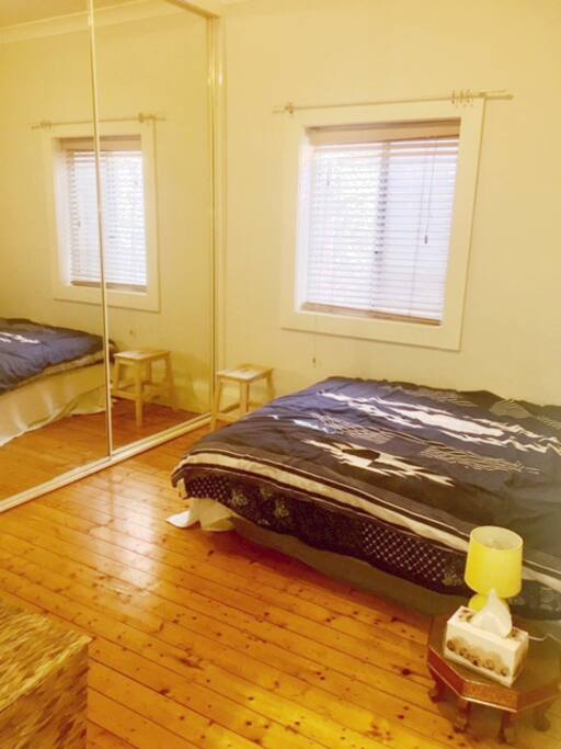 2 min walk to Beach, 1 Bedroom Apartment