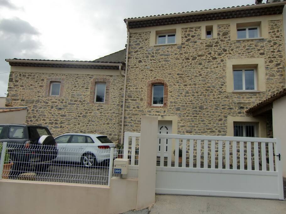 Façade