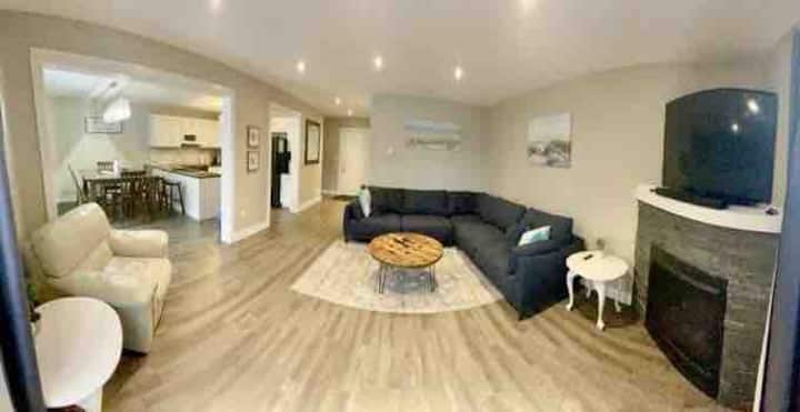 *Blue Coral*
Peaceful Cottage Getaway - Grand Bend