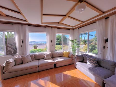 (Ocean-front Villa) Perfect place for gathering