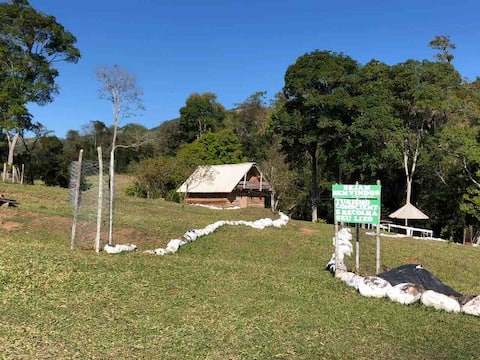 Anúncio popular: Rustic Retreat Chalet em Londrina