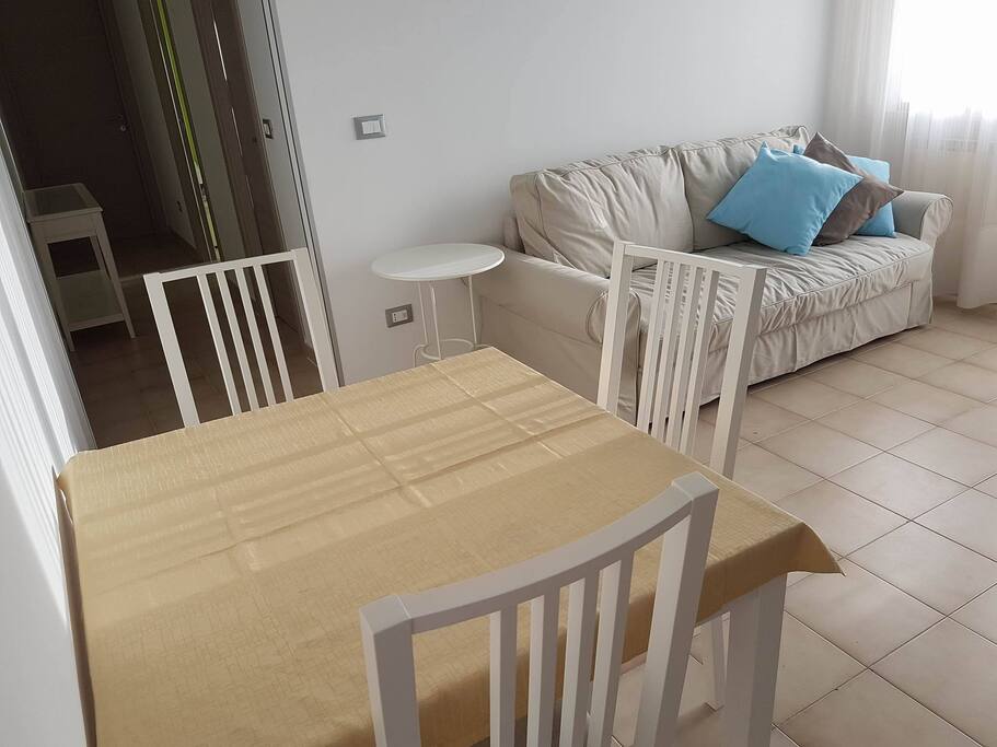 Sala con divano letto