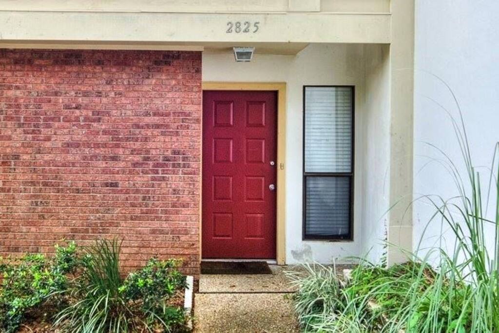 Front door entryway