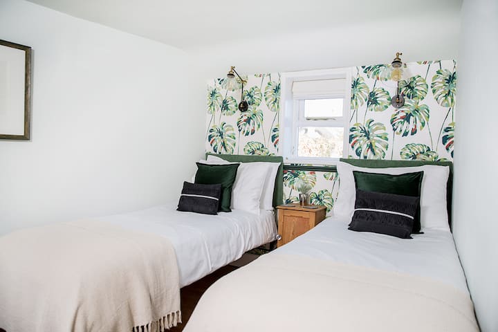 El segundo dormitorio puede ser individual, individual o doble.