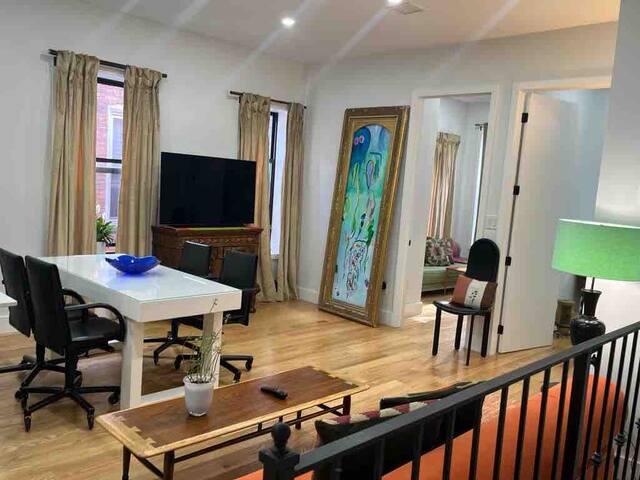 Modern 4BR 2Bath Apt gallery image 3