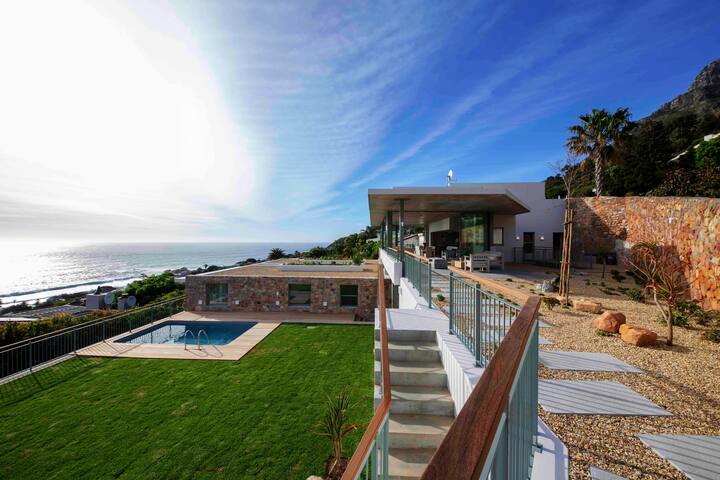 8 Sleeper Brand New Llandudno Villa | Ocean Views