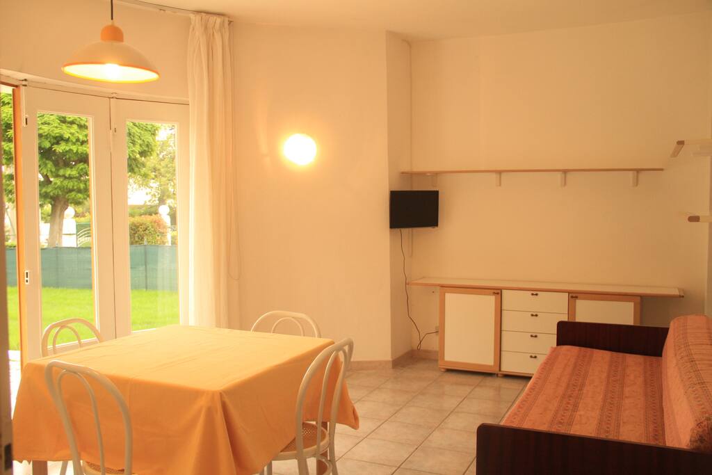 Soggiorno con divano letto