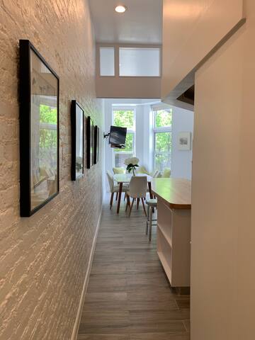 UWS 3BR/2BTH Apt, 1 block from Central Park gallery image 4