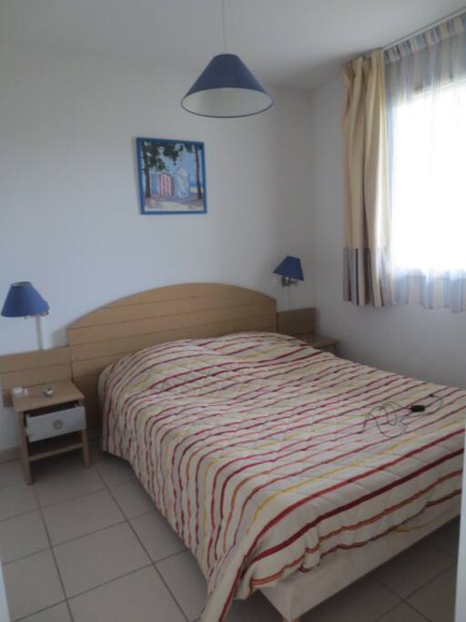 Chambre avec placard