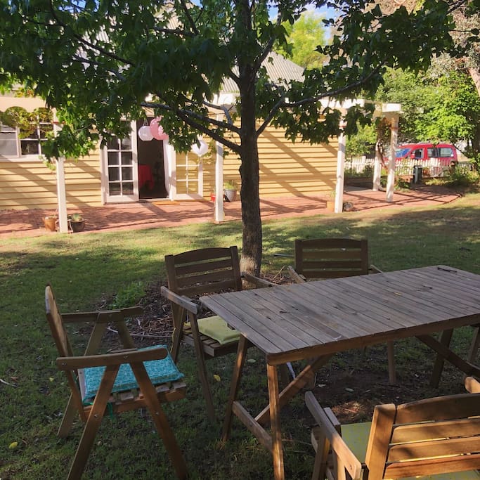 Garden setting