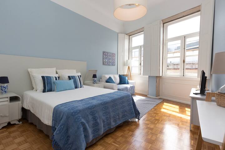 Porto Haven – Vintage 3 Bdr Apartment in Downtown