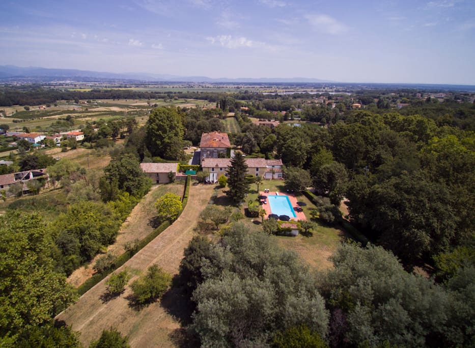 Villa Theresia has more then 1500 mq of private garden