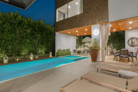 Curson Contemporary Compound