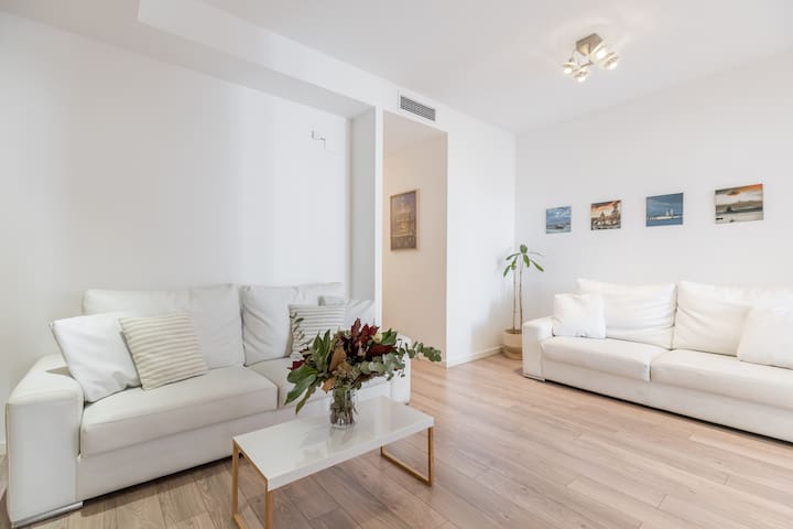 Superior 4 Bedroom Apartment (B2,1,3,4,5)