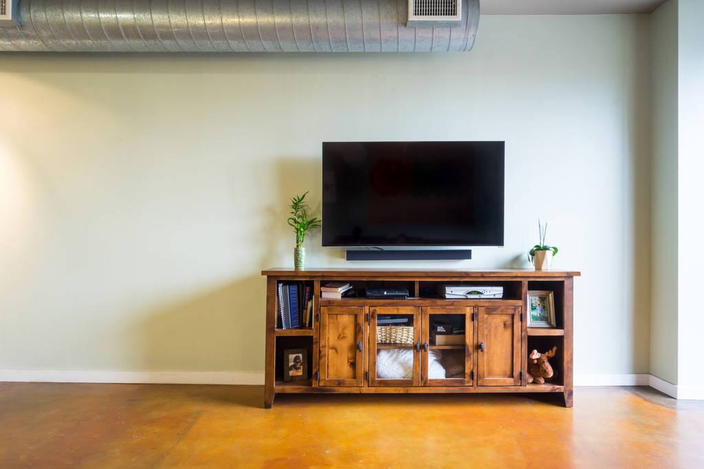 60'' Smart TV with Apple TV, Netflix, HBO, and Showtime