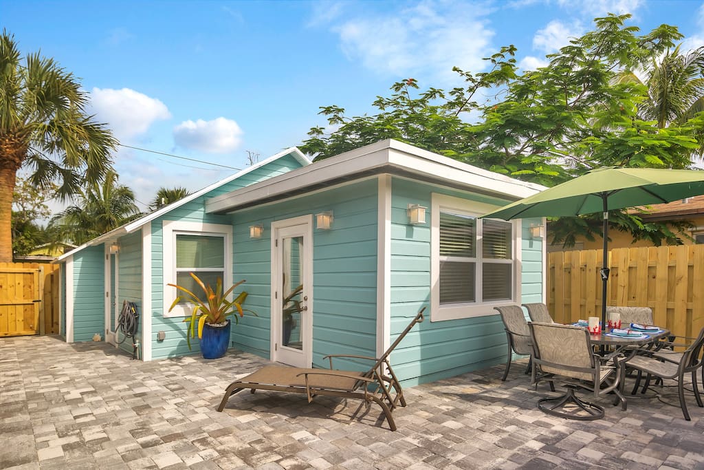 Coastal Cottage Downtown Lake Worth Beach Cottages For Rent In