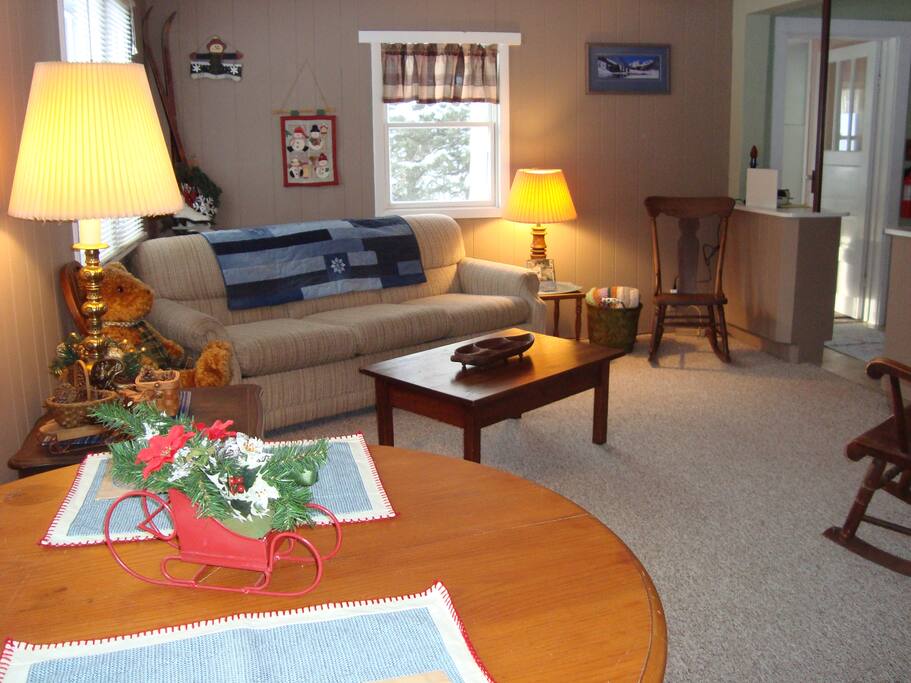 Spacious living room