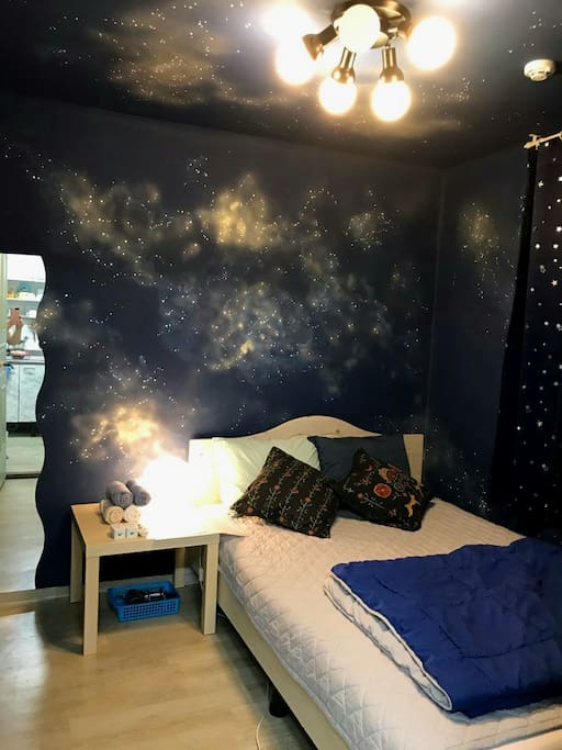 Galaxy room photo-5