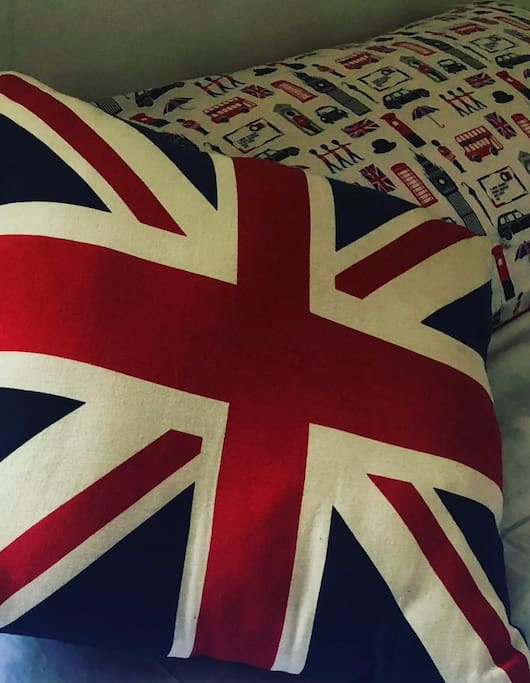 Everything British room