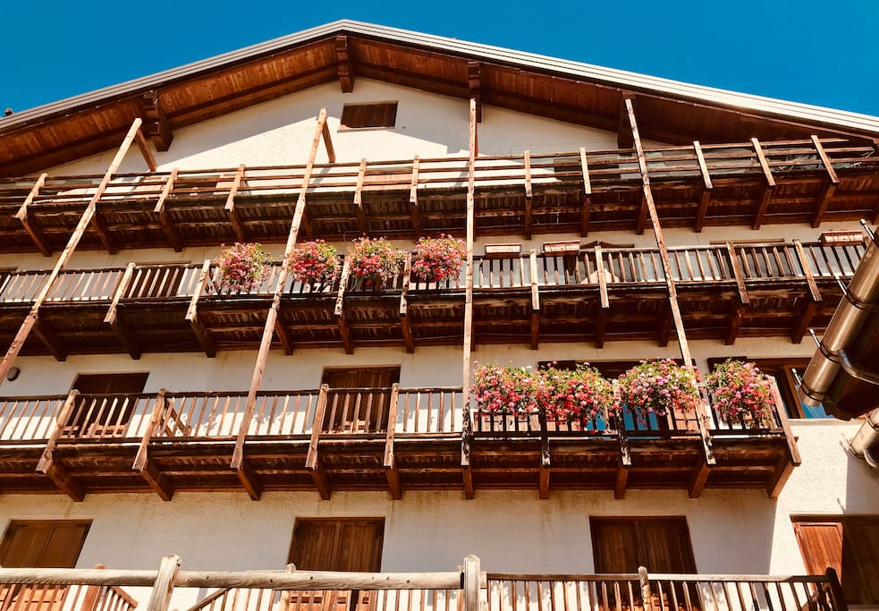 Balcony on 3rd floor with flowers