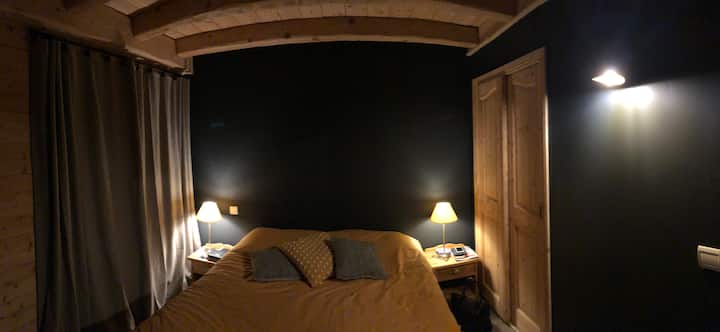 პირველი სართულის საძინებელი