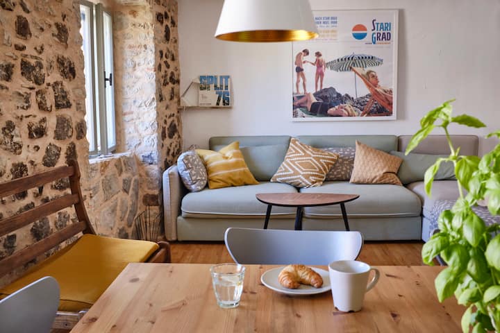 Chic Stone House in Historic Centre near Seafront
