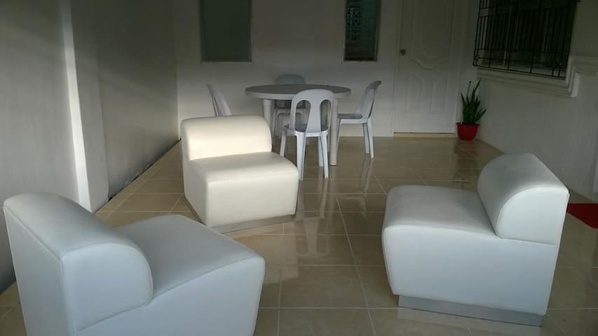 Entire 2 Bedroom House for a Group on a Budget