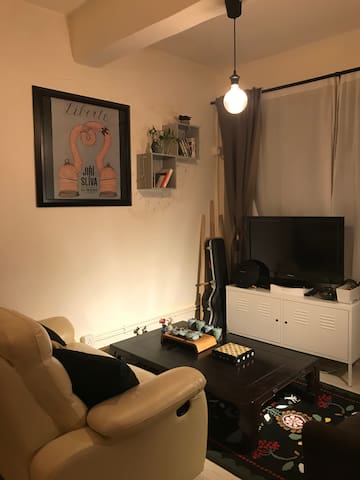 Spacious Studio apartment in heart of Sheung Wan