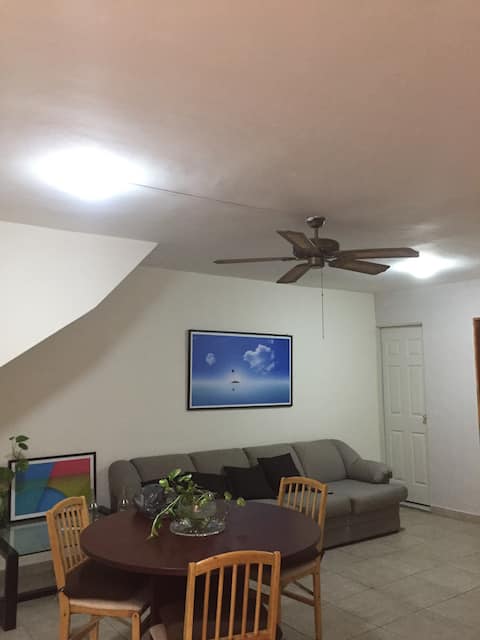 Top performing Airbnb: Furnished apartment in the western area of Monterrey in Nuevo León