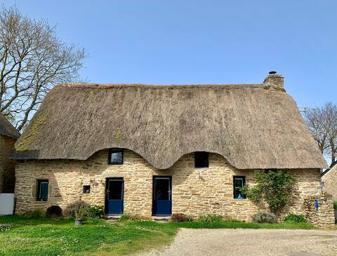 Pretty British cottage with Sauna