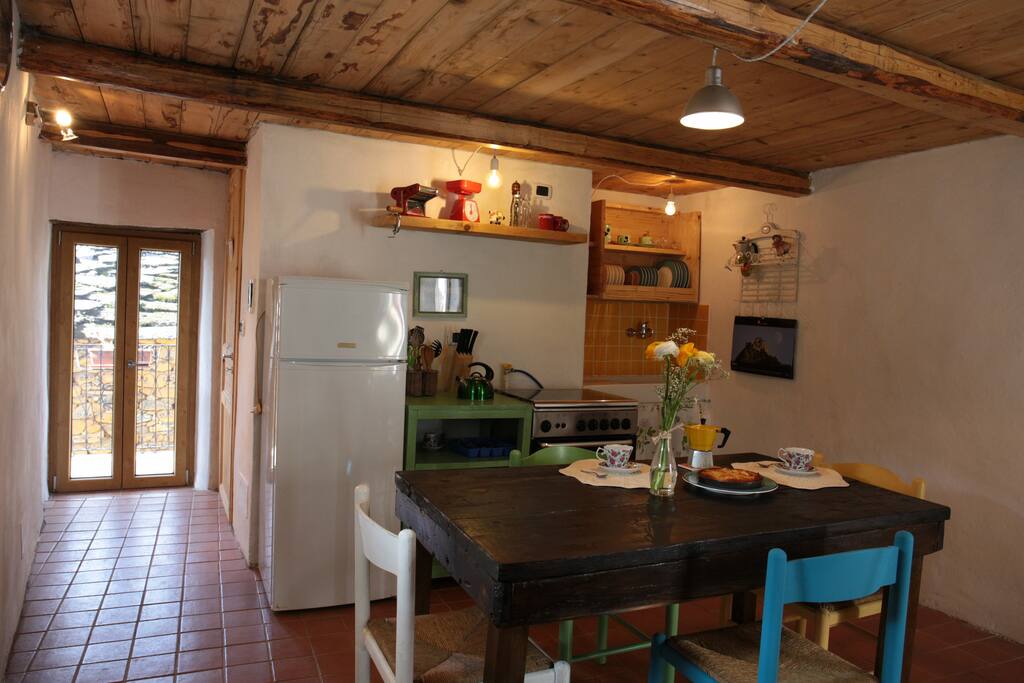 cucina attrezzata