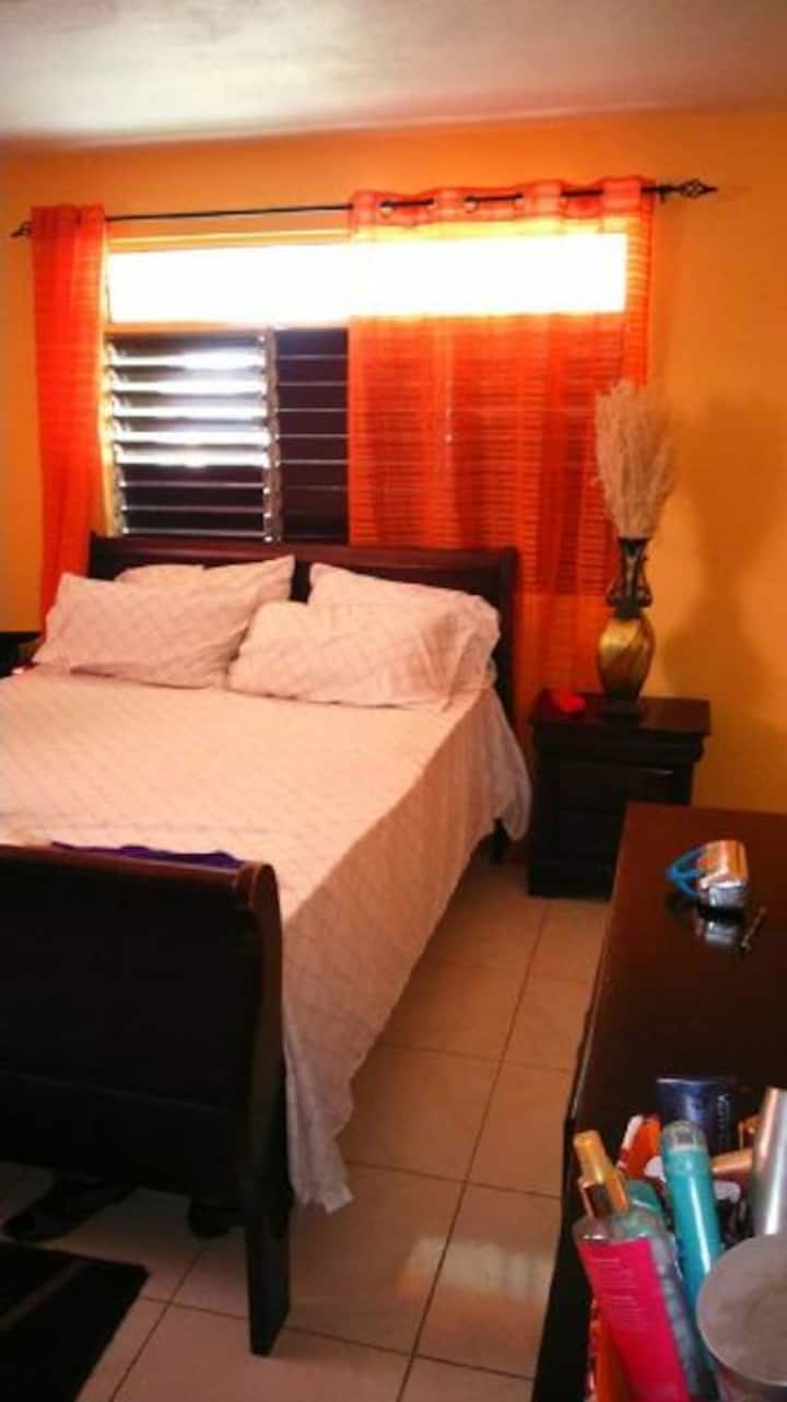 Passage Fort-bright attractive bdrm