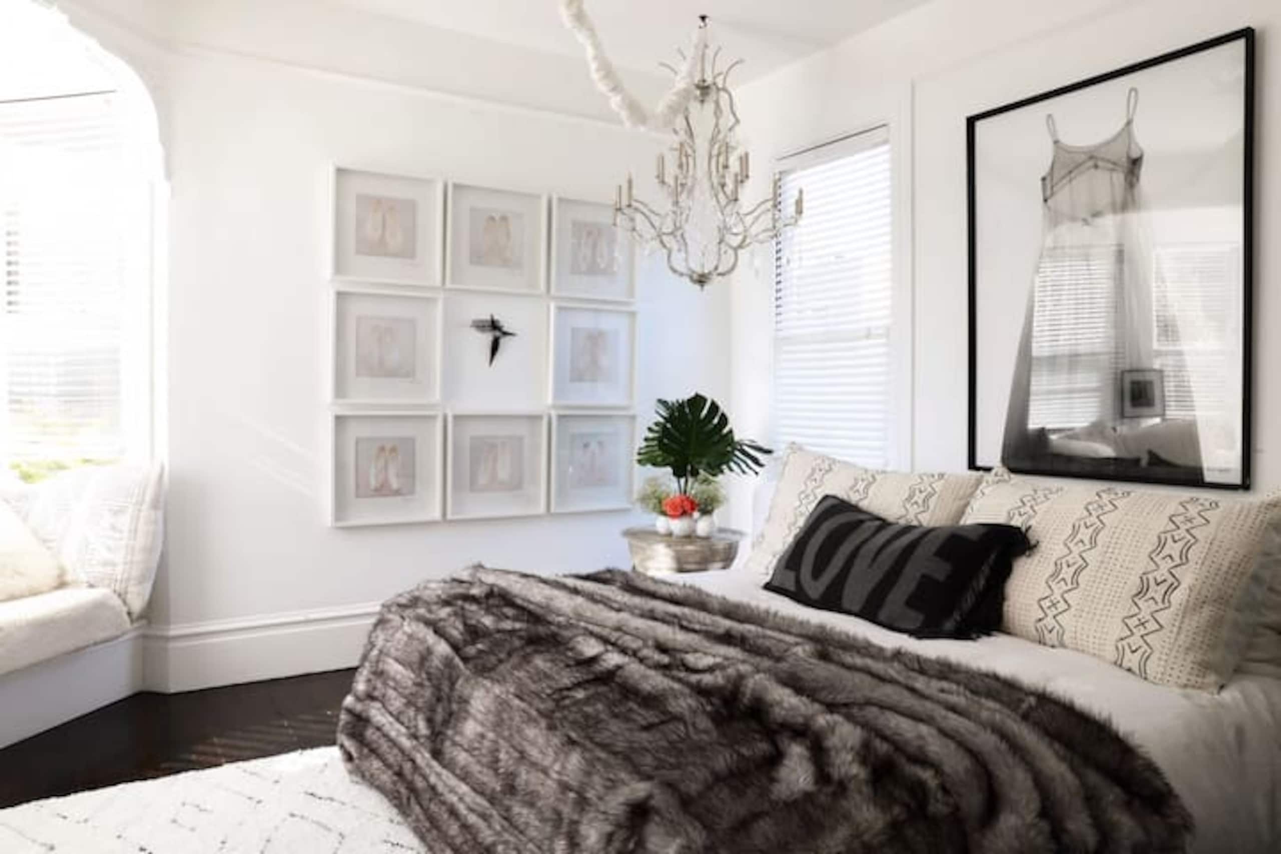 Home in San Francisco · ★4.99 · 5 bedrooms · 5 beds · 2 baths - Image 34