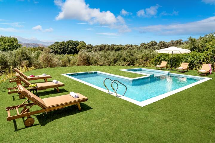 New Villa★Private heated pool★Wifi★BBQ★5 bedrooms gallery image 5