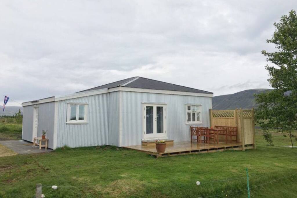 The patio - Access to the living-room