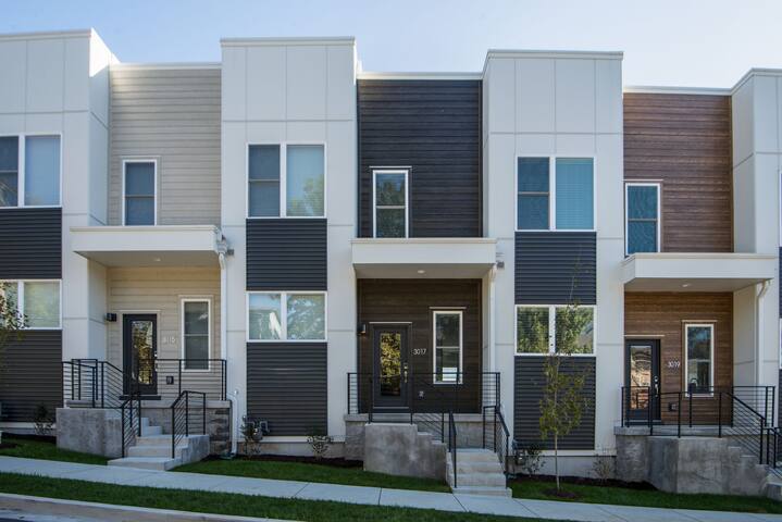 Dolly’s Dream House/RfTop Deck/14 Beds/2nd Hm Opt. gallery image 5