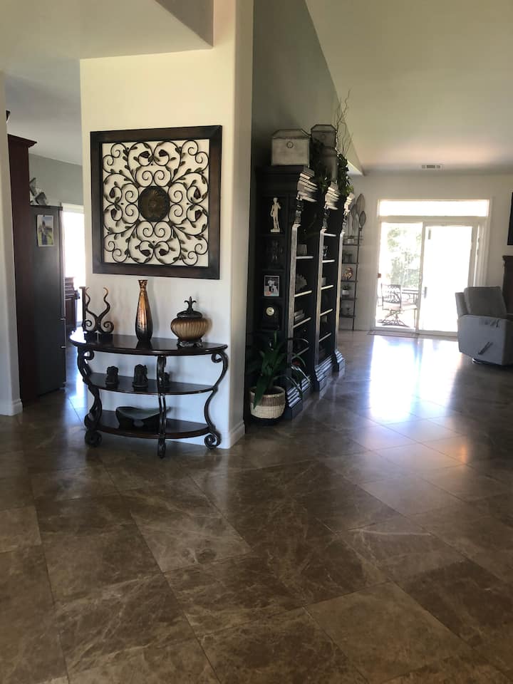 Luxury 3bd 3b Oak Glen Pool Resort Panoramic Views - Oak Glen, CA